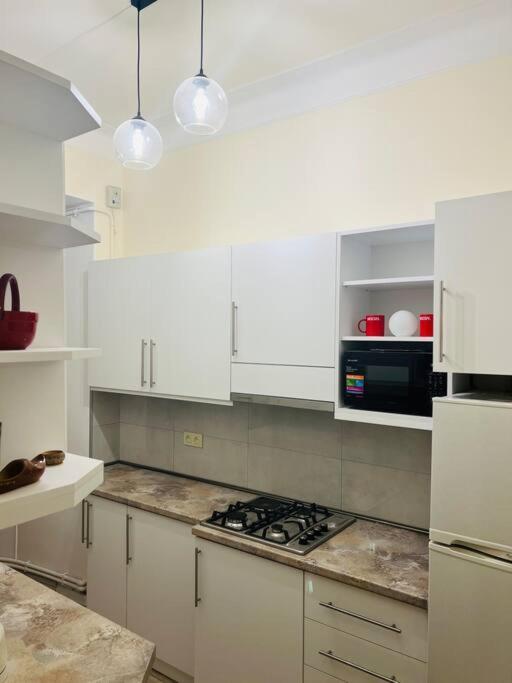 Spacious 2 Bedrooms In The Center Of Jerevan Exteriör bild