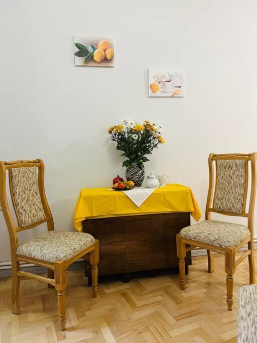 Spacious 2 Bedrooms In The Center Of Jerevan Exteriör bild