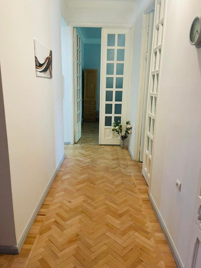 Spacious 2 Bedrooms In The Center Of Jerevan Exteriör bild