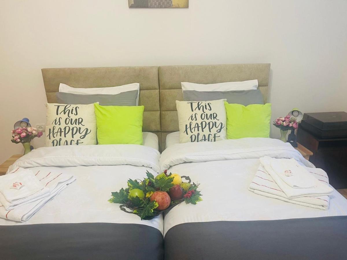 Spacious 2 Bedrooms In The Center Of Jerevan Exteriör bild
